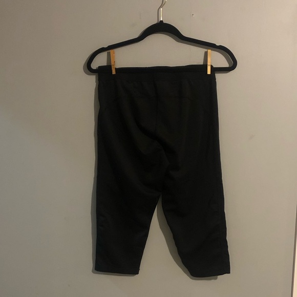 Adidas techfit medium compression black Capri leggings size large workout gym - Picture 2 of 4